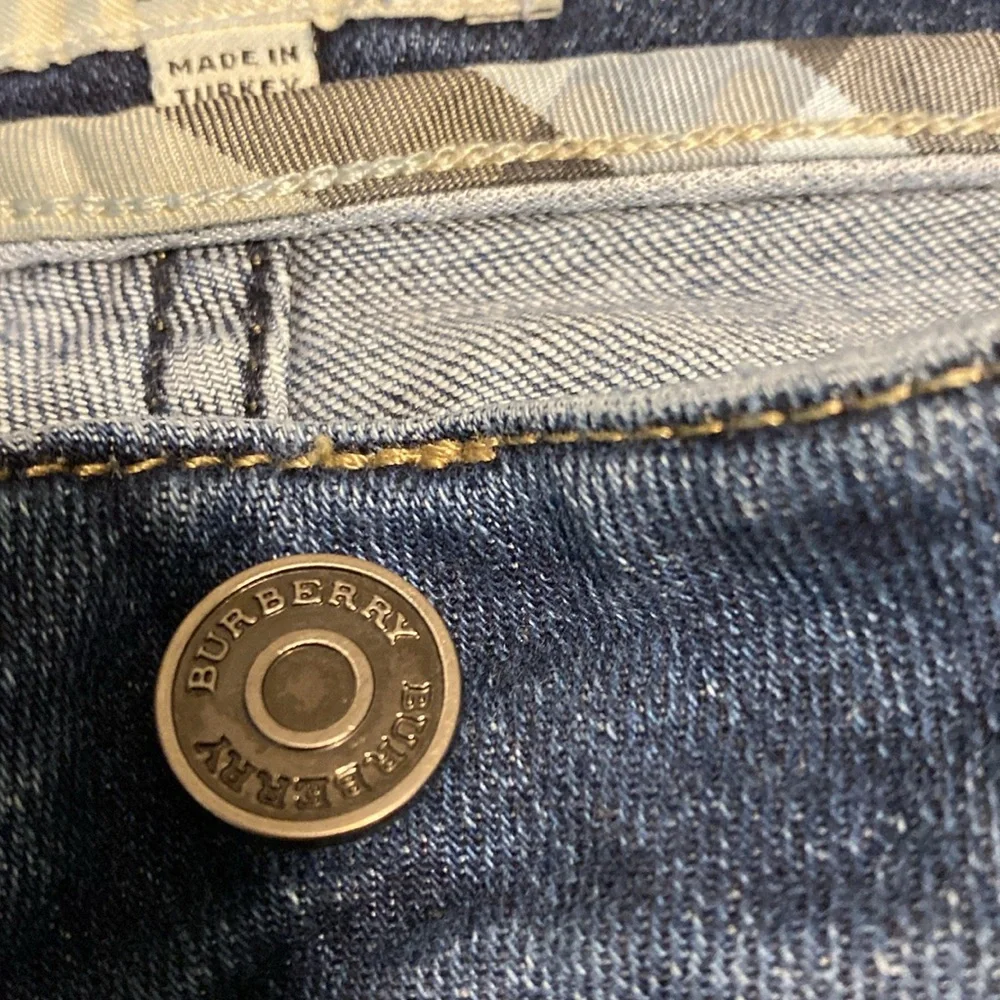 BURBERRY SKINNY LEG JEANS SIZE 28 - Picture 4 of 5